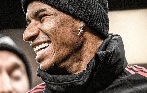 九游登录入口-包含赛地聚焦——西甲冲刺阶段热度飙升，曼联遗憾出局，压力陡增，轮换策略成焦点的词条